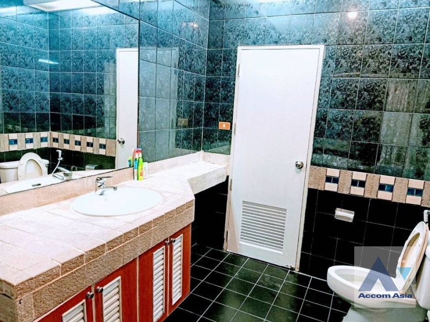 7  1 br Condominium For Rent in Sukhumvit ,Bangkok  at Waterford Park  AA35394