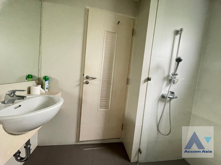 8  4 br House For Rent in Phaholyothin ,Bangkok MRT Lat Phrao AA35413