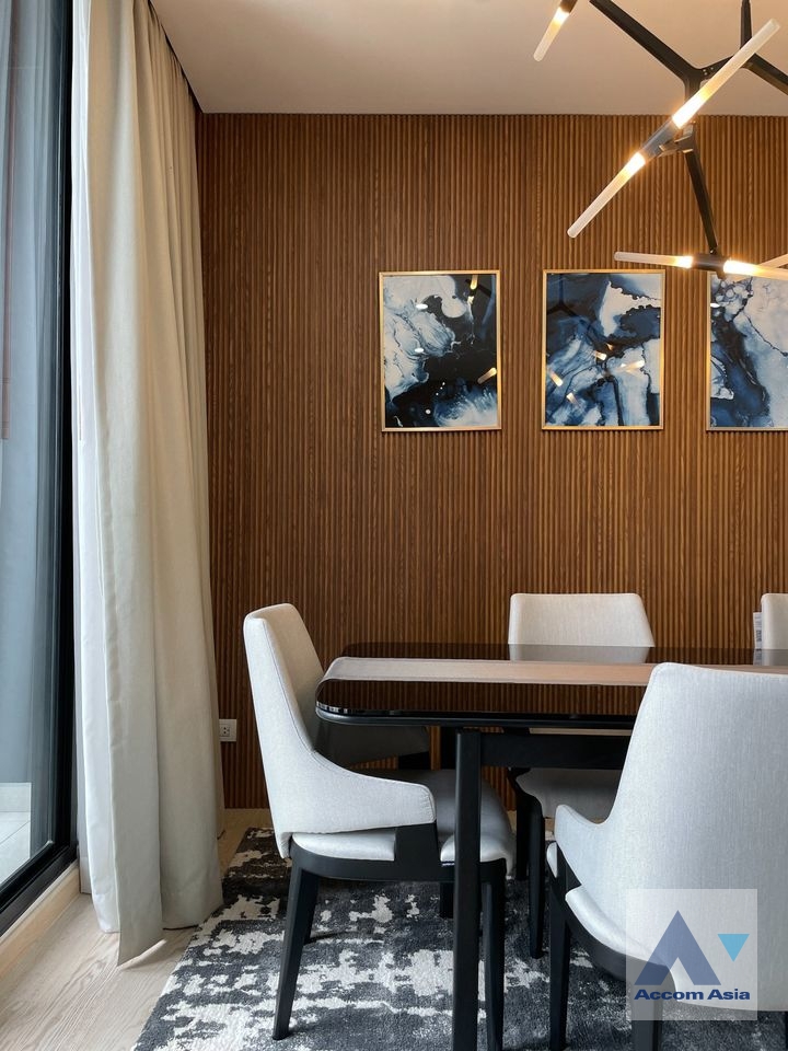 4  2 br Condominium For Rent in Ploenchit ,Bangkok BTS Ploenchit at Noble Ploenchit AA35426