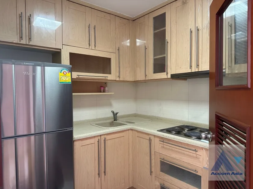 unit 3 Bedrooms  Condominium For Rent in Rama 3, Bangkok  near BRT Rama III Bridge (AA35438)