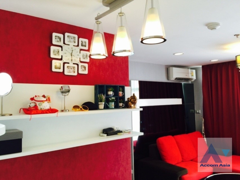  1  1 br Condominium For Sale in Rama 3 ,Bangkok BRT Rama III Bridge at River Heaven AA35448