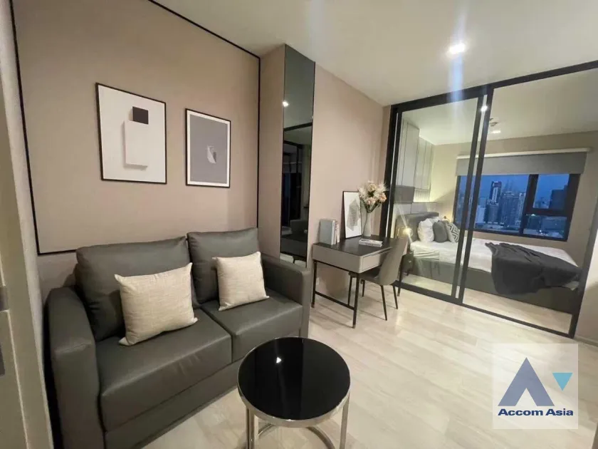  Life One Wireless Condominium  1 Bedroom for Rent BTS Ploenchit in Ploenchit Bangkok