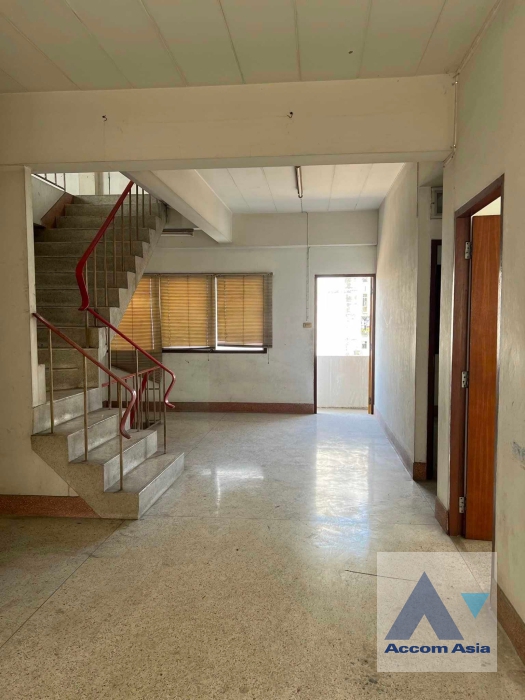 7  Building for rent and sale in Bang Na ,Bangkok  AA35479