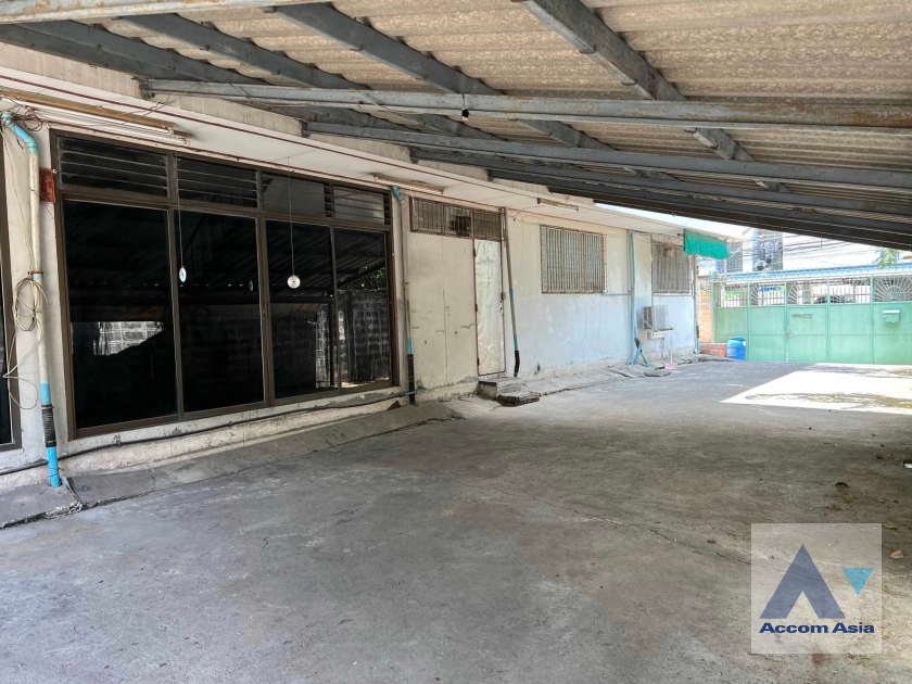  1  Building for rent and sale in Bang Na ,Bangkok  AA35479