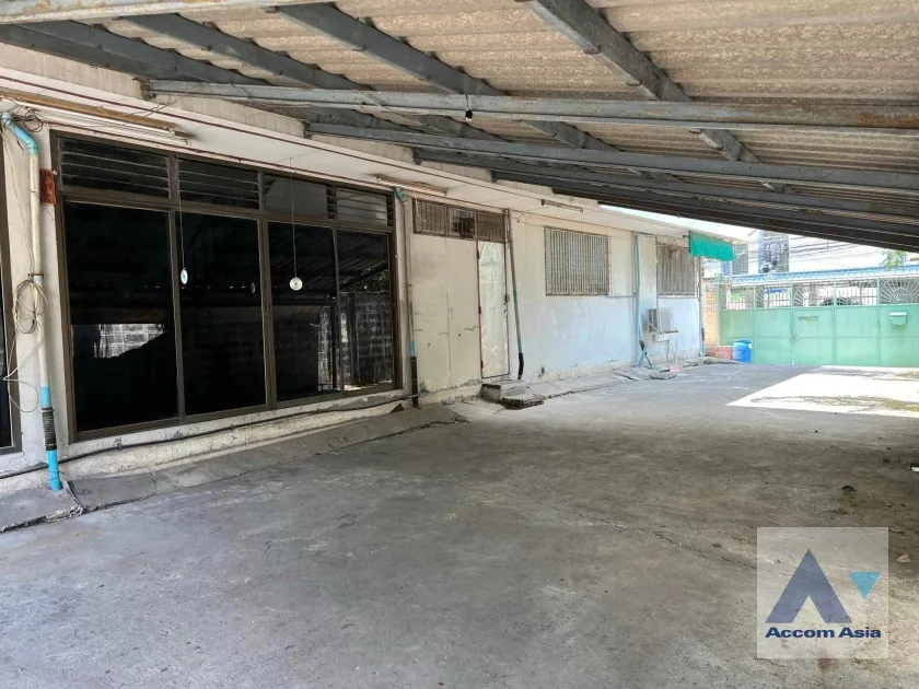  1  Building for rent and sale in Bang Na ,Bangkok  AA35479