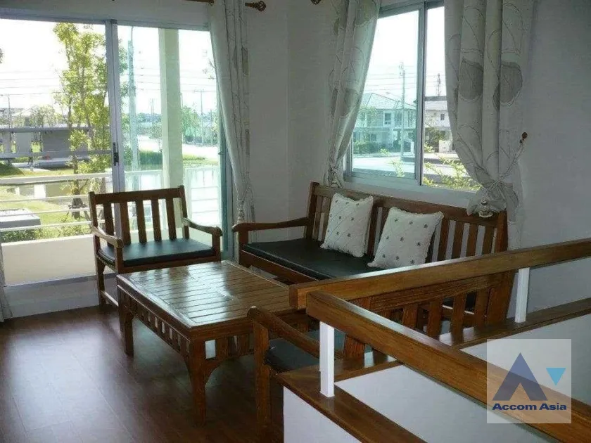 unit 3 Bedrooms  House For Sale in Samutprakan, Samutprakan  (AA35481)