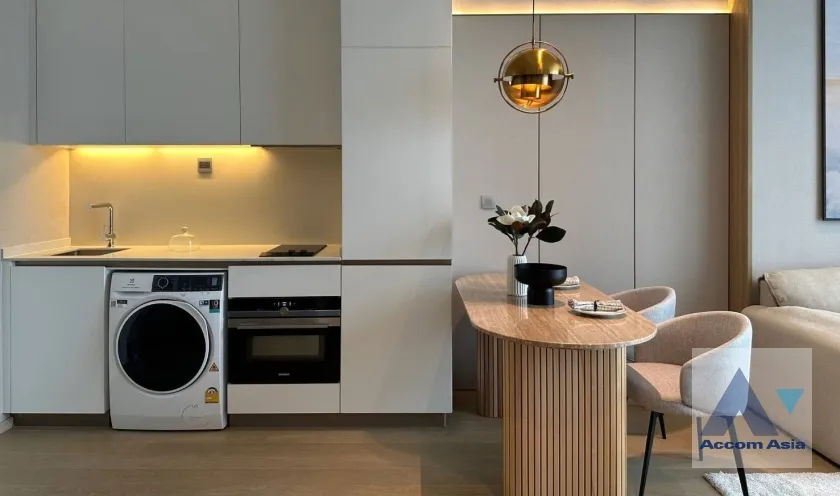 5  1 br Condominium for rent and sale in Sukhumvit ,Bangkok BTS Thong Lo at The Strand Thonglor AA35485