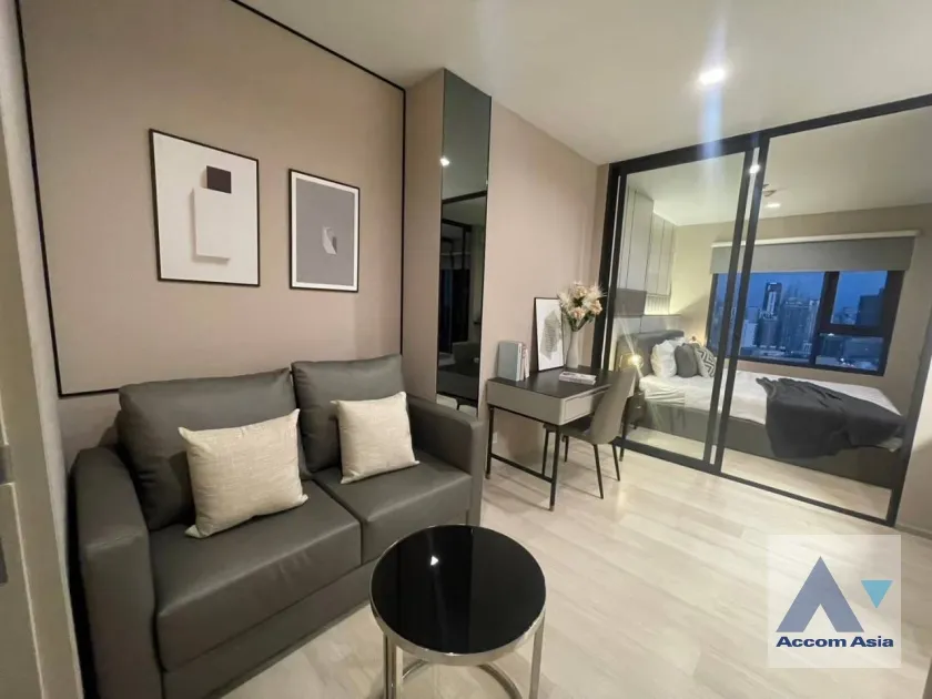  Life One Wireless Condominium  1 Bedroom for Rent BTS Ploenchit in Ploenchit Bangkok