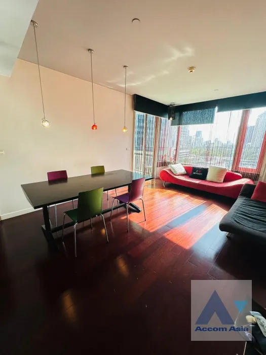 Manhattan Chidlom Condominium  2 Bedroom for Sale BTS Chitlom in Newphetchaburi Bangkok