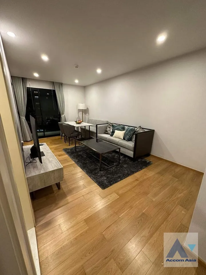  2  2 br Condominium For Rent in Ploenchit ,Bangkok BTS Chitlom at Na Vara Residence AA35512
