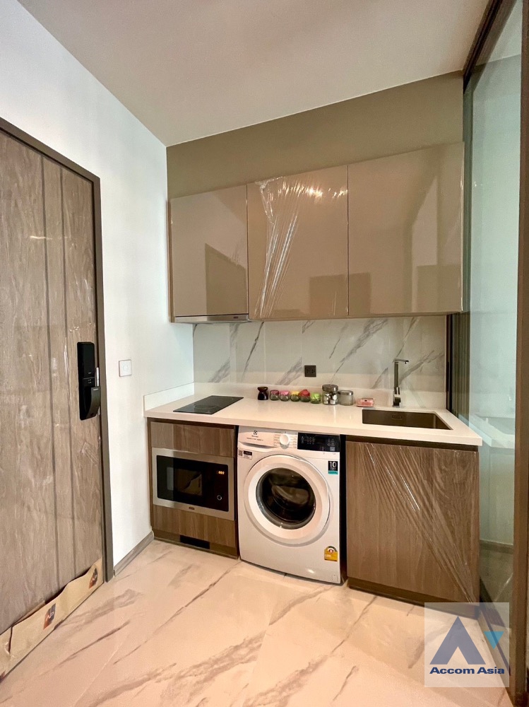 4  1 br Condominium For Rent in Sukhumvit ,Bangkok BTS Ekkamai at Rhythm Sukhumvit 42 AA35513