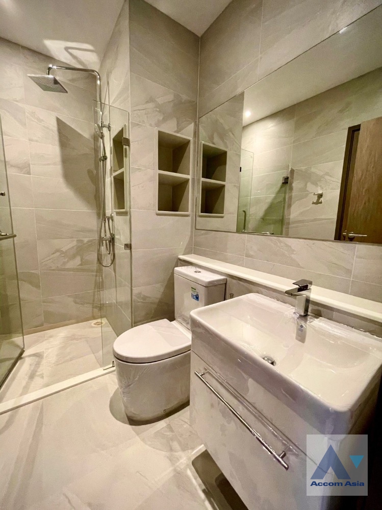 7  1 br Condominium For Rent in Sukhumvit ,Bangkok BTS Ekkamai at Rhythm Sukhumvit 42 AA35513