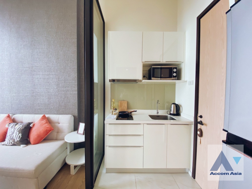  1  1 br Condominium For Sale in Phaholyothin ,Bangkok ARL Makkasan - MRT Rama 9 at Chewathai Residence Asoke AA35553
