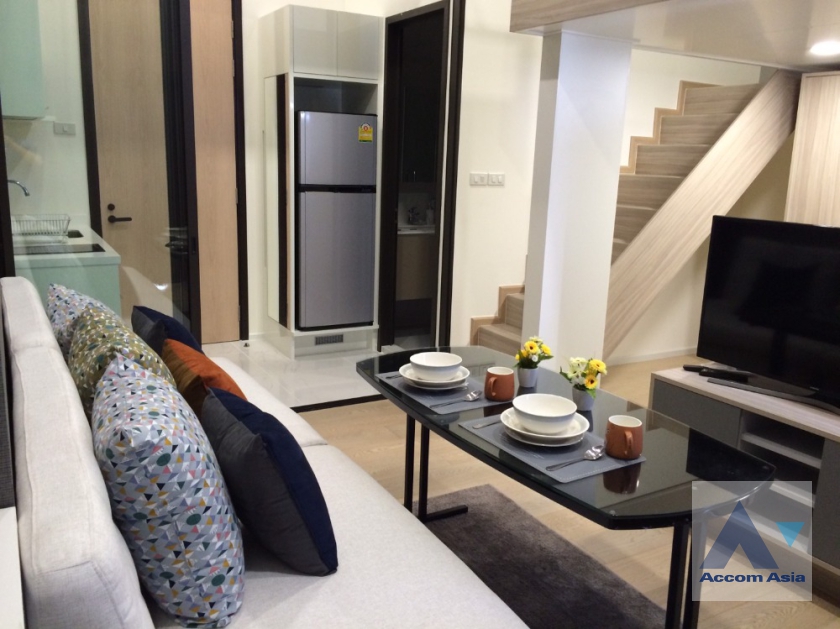  2  1 br Condominium for rent and sale in Phaholyothin ,Bangkok MRT Rama 9 - ARL Makkasan at Chewathai Residence Asoke AA35555