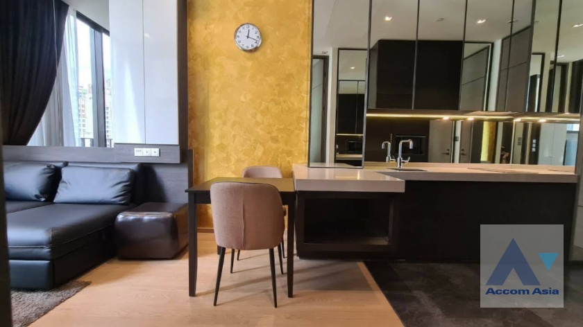  1  1 br Condominium For Rent in Ploenchit ,Bangkok BTS Chitlom at 28 Chidlom AA35577