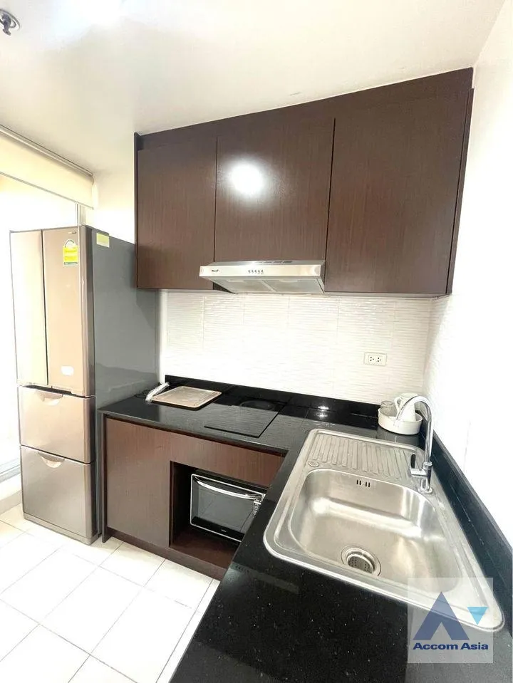  1  2 br Condominium For Rent in Sukhumvit ,Bangkok BTS Phra khanong at Life at Sukhumvit 65 AA35583