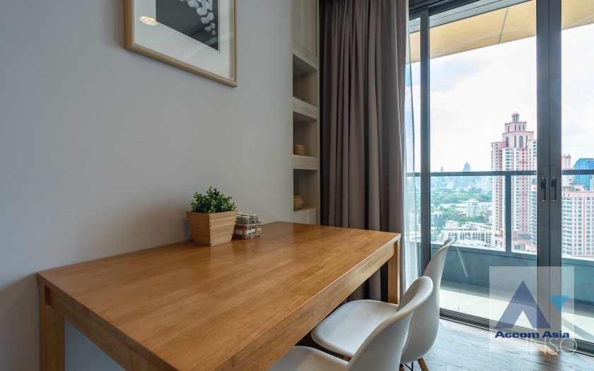 5  2 br Condominium for rent and sale in Sukhumvit ,Bangkok BTS Phrom Phong at The Lumpini 24 AA35590