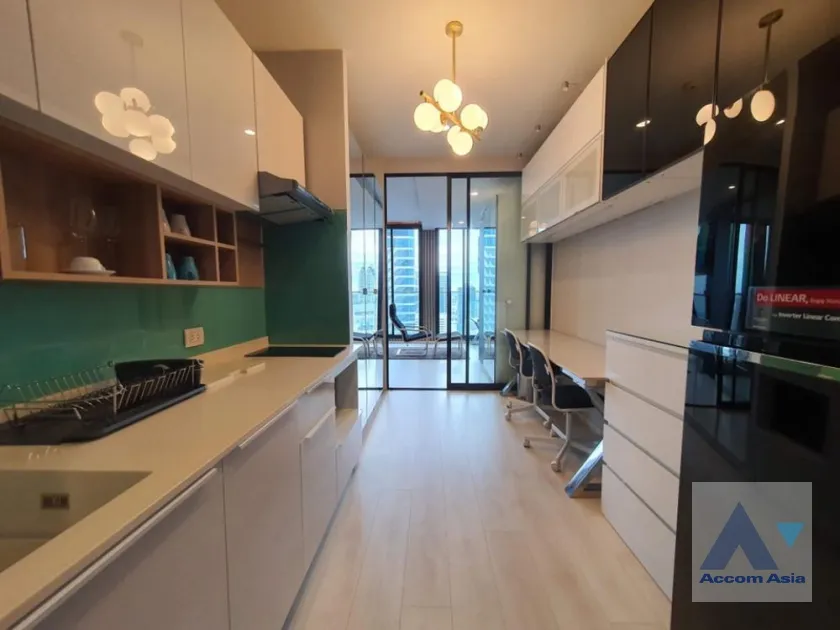 unit 1 Bedroom  Condominium For Rent & Sale in Ploenchit, Bangkok  near BTS Ploenchit (AA35602)