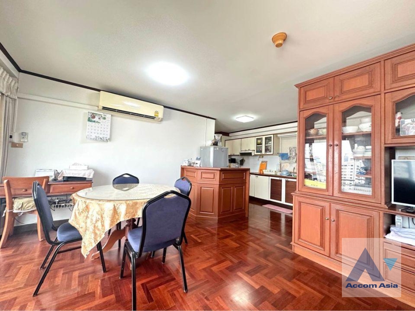  1  2 br Condominium For Sale in Sukhumvit ,Bangkok BTS Nana at Saranjai mansion AA35606