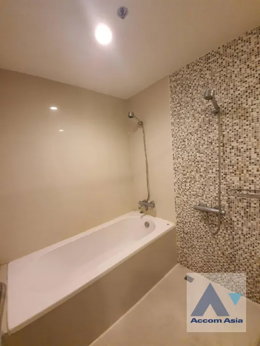 7  1 br Condominium For Rent in Ploenchit ,Bangkok BTS Ratchadamri at The Rajdamri AA35610