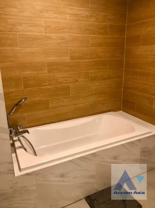 4  1 br Condominium for rent and sale in Sukhumvit ,Bangkok BTS Ekkamai at Taka Haus Ekkamai 12 AA35616