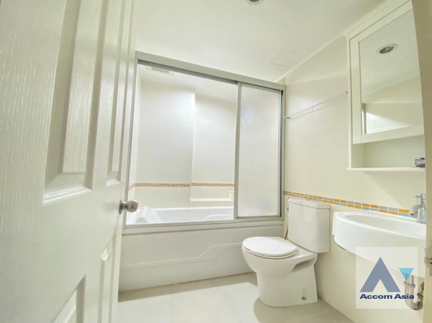 8  2 br Condominium For Sale in Ratchadaphisek ,Bangkok MRT Rama 9 - MRT Phetchaburi at Lumpini Place Rama 9-Ratchada  AA35621
