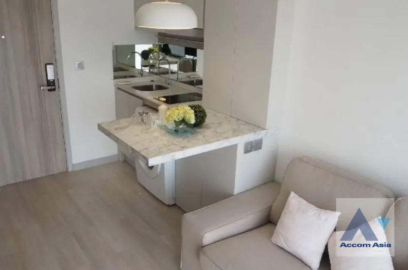  1  1 br Condominium for rent and sale in Sathorn ,Bangkok BTS Chong Nonsi at Knightsbridge Prime Sathorn Condominium AA35653
