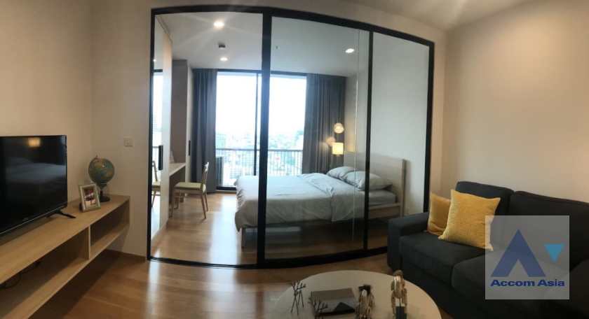  1  1 br Condominium For Sale in Silom ,Bangkok BTS Surasak at Noble Revo Silom AA35655