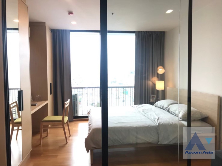  1  1 br Condominium For Sale in Silom ,Bangkok BTS Surasak at Noble Revo Silom AA35655