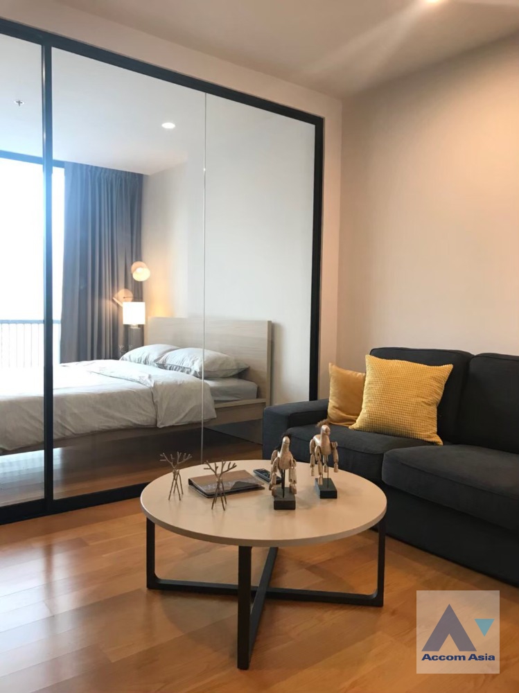  2  1 br Condominium For Sale in Silom ,Bangkok BTS Surasak at Noble Revo Silom AA35655