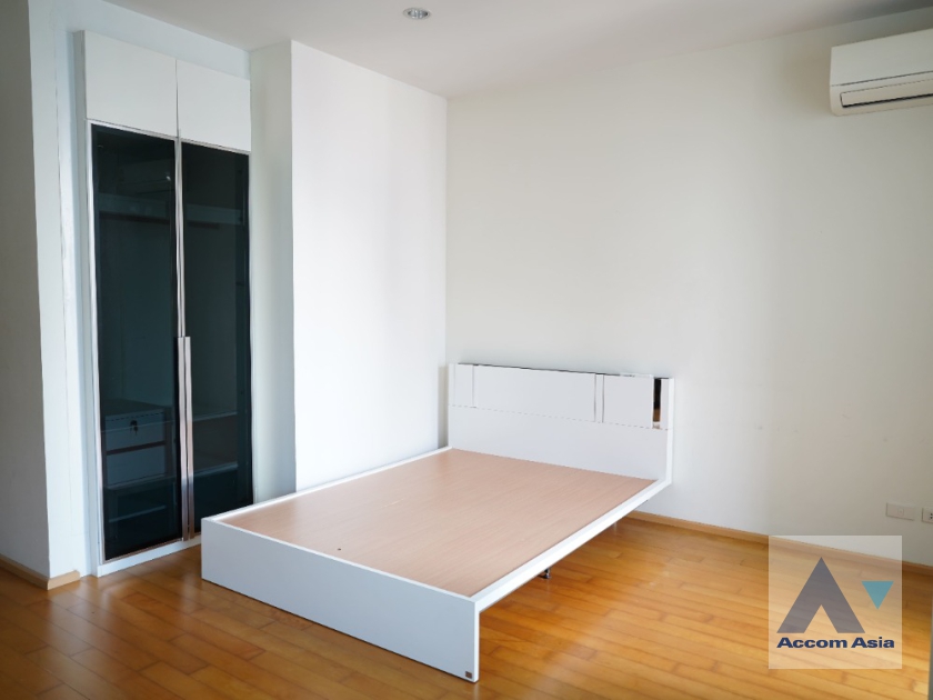 6  1 br Condominium For Sale in Phaholyothin ,Bangkok BTS Ratchathewi at Villa Ratchatewi AA35663