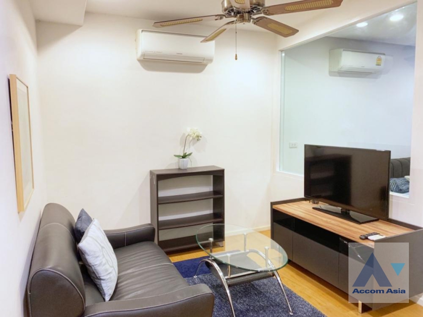  2  1 br Condominium For Sale in Sukhumvit ,Bangkok MRT Sukhumvit - BTS Asok at 15 Sukhumvit Residences AA35665