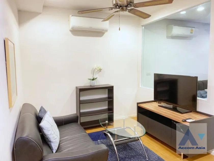  2  1 br Condominium For Sale in Sukhumvit ,Bangkok BTS Asok at 15 Sukhumvit Residences AA35665