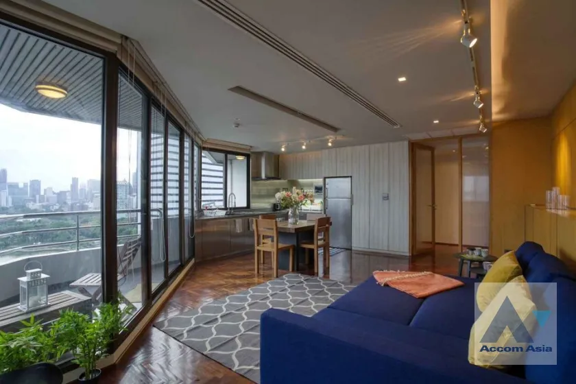 Big Balcony |  Lake Avenue Condominium  2 Bedroom for Rent BTS Asok in Sukhumvit Bangkok