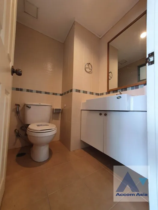 6  2 br Condominium For Sale in Pattanakarn ,Bangkok BTS On Nut at Lumpini Ville Sukhumvit 77 AA35683