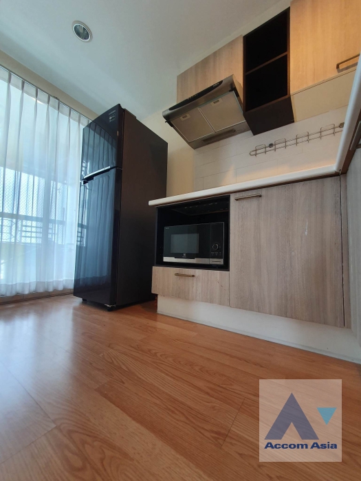  1  2 br Condominium For Sale in Pattanakarn ,Bangkok BTS On Nut at Lumpini Ville Sukhumvit 77 AA35683