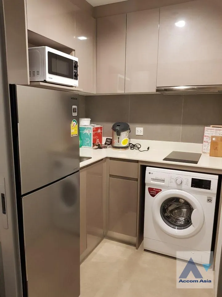 unit 2 Bedrooms  Condominium For Sale in Sukhumvit, Bangkok  near BTS Punnawithi (AA35690)