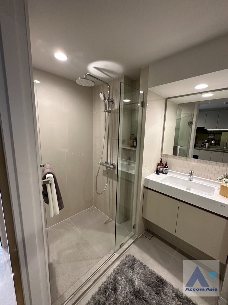 8  2 br Condominium For Sale in Silom ,Bangkok MRT Silom at Culture Chula AA35692