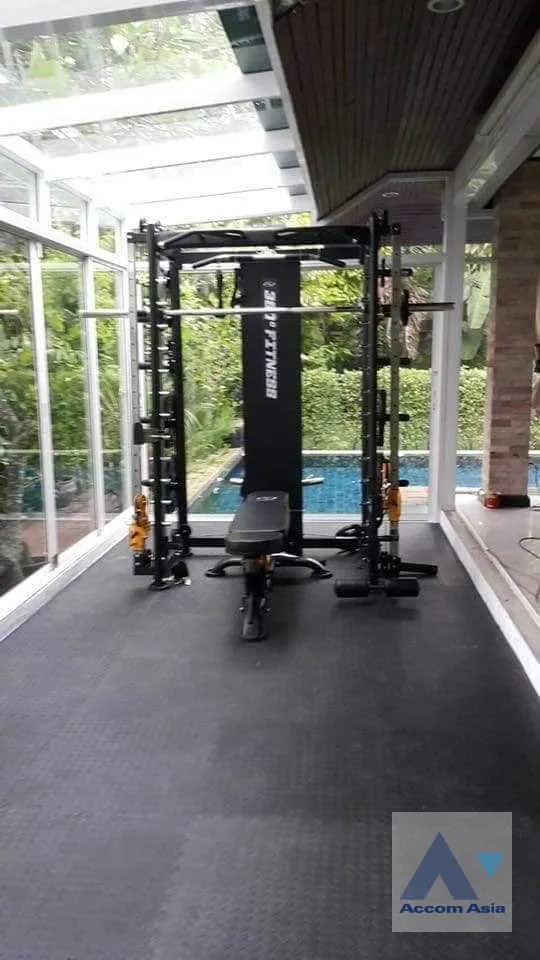 5  3 br House For Sale in Bang Na ,Bangkok  AA35701
