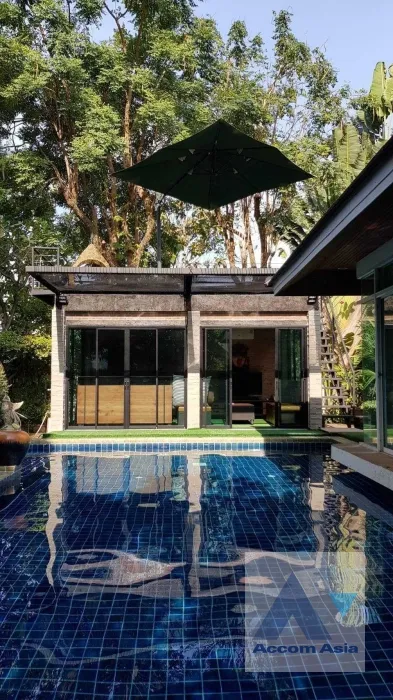 unitPrivate Swimming Pool |  3 Bedrooms  House For Sale in Bang Na, Bangkok  (AA35701)