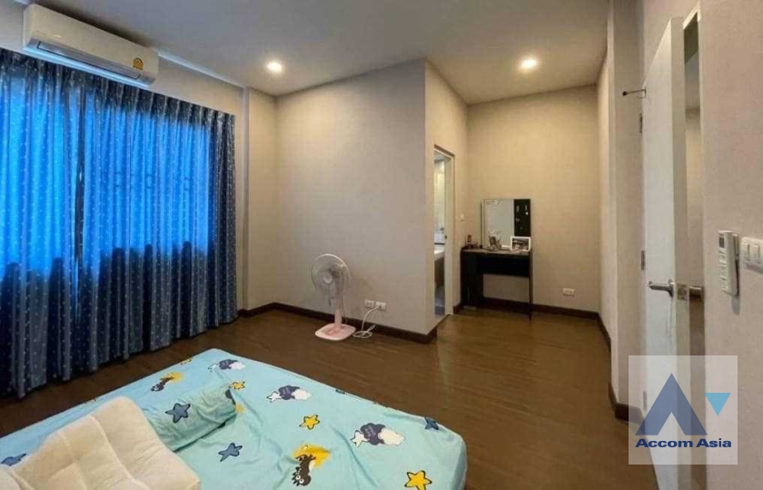 6  5 br House For Sale in Samutprakan ,Samutprakan BTS Bang Na at The City Bangna AA35703