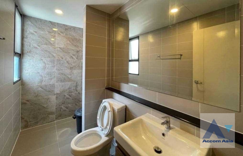 8  5 br House For Sale in Samutprakan ,Samutprakan BTS Bang Na at The City Bangna AA35703