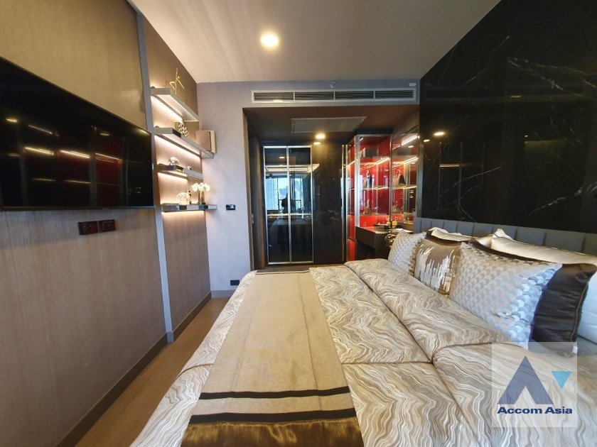 17  1 br Condominium For Sale in Sukhumvit ,Bangkok MRT Queen Sirikit National Convention Center at Siamese Exclusive Queens AA35718