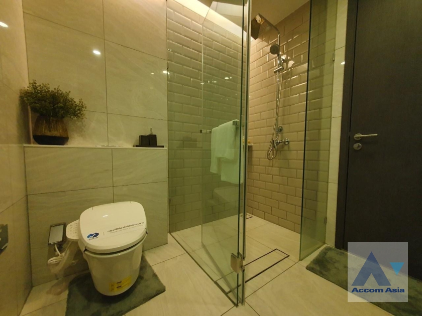 24  1 br Condominium For Sale in Sukhumvit ,Bangkok MRT Queen Sirikit National Convention Center at Siamese Exclusive Queens AA35718