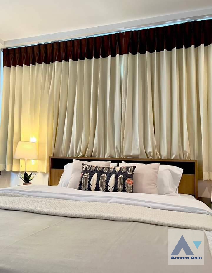  1  3 br Apartment for rent and sale in Sukhumvit ,Bangkok MRT Phetchaburi - BTS Phrom Phong at Classic Residence AA35737