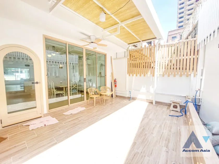 15  4 br House for rent and sale in Sukhumvit ,Bangkok BTS Thong Lo AA35744