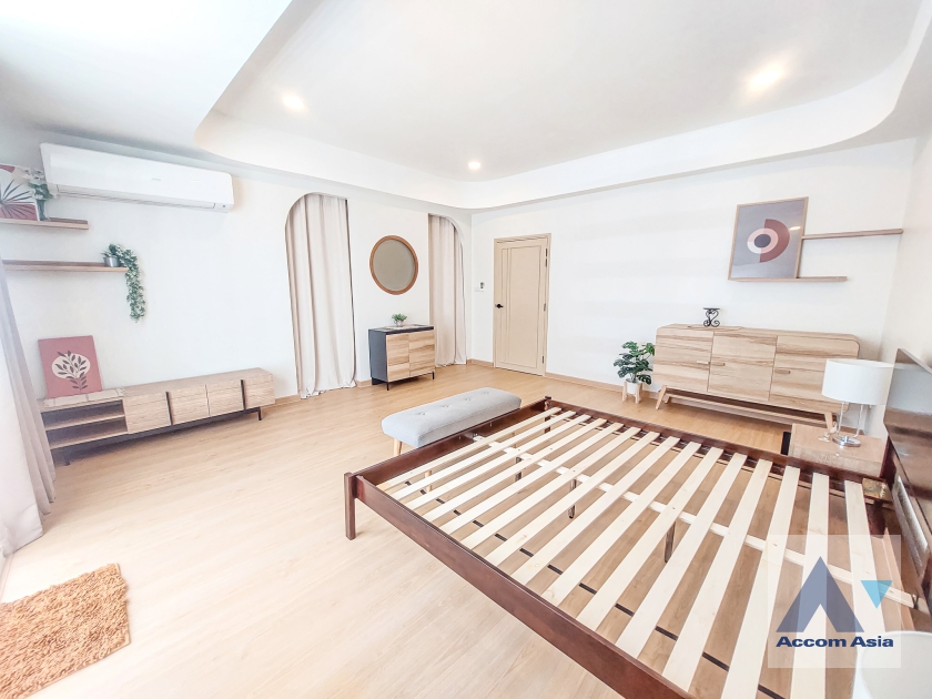 21  4 br House for rent and sale in Sukhumvit ,Bangkok BTS Thong Lo AA35744