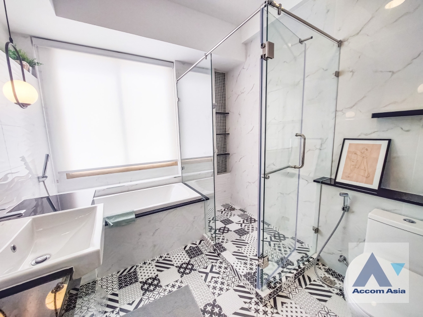 26  4 br House for rent and sale in Sukhumvit ,Bangkok BTS Thong Lo AA35744