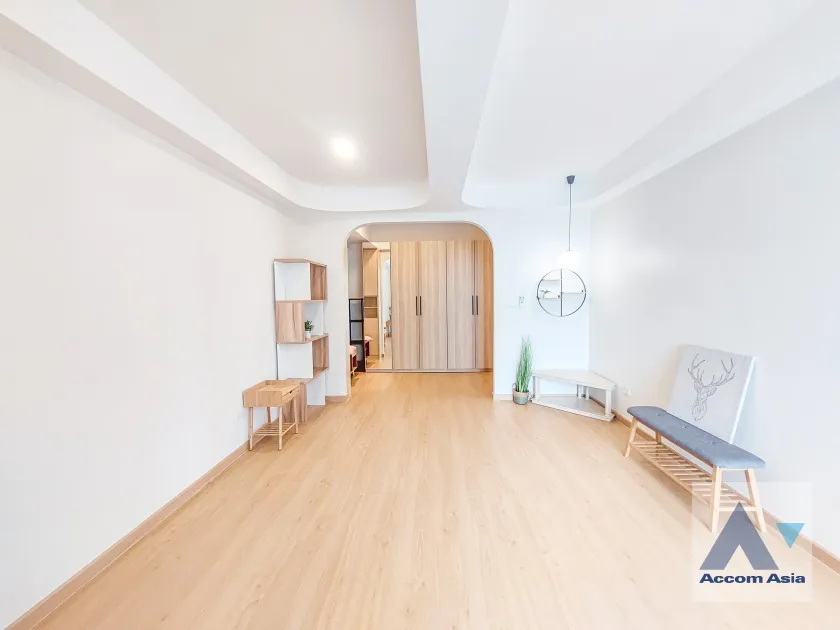 29  4 br House for rent and sale in Sukhumvit ,Bangkok BTS Thong Lo AA35744