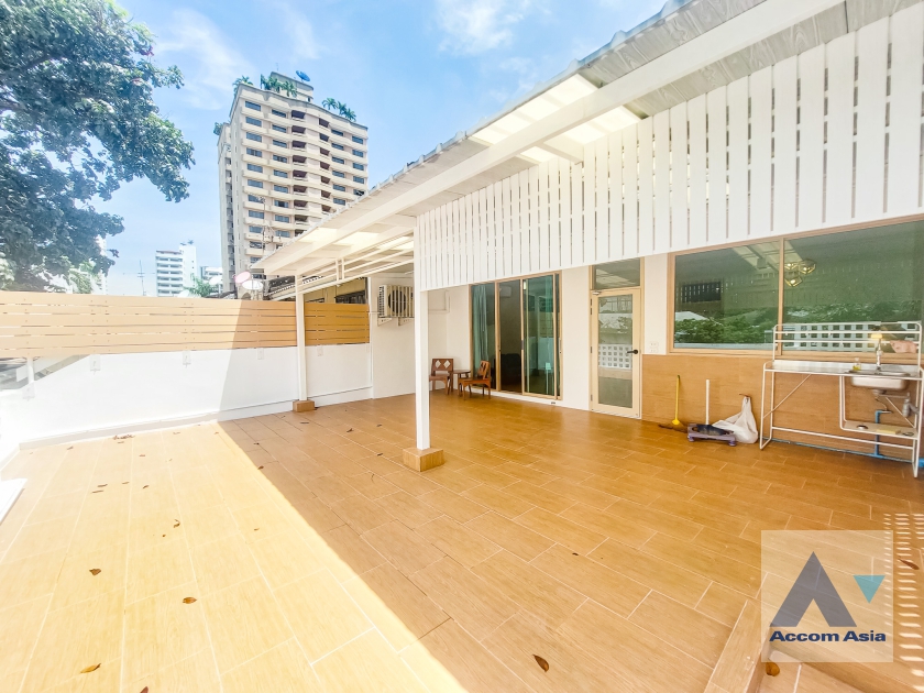 46  4 br House for rent and sale in Sukhumvit ,Bangkok BTS Thong Lo AA35744